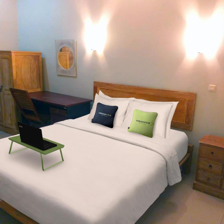 Urbanview Hotel Wayan Mansion Denpasar Zewnętrze zdjęcie